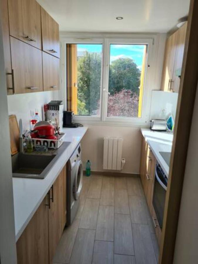 Sunny And Renovated Flat In Secure Residence La Garenne-Colombes Ngoại thất bức ảnh